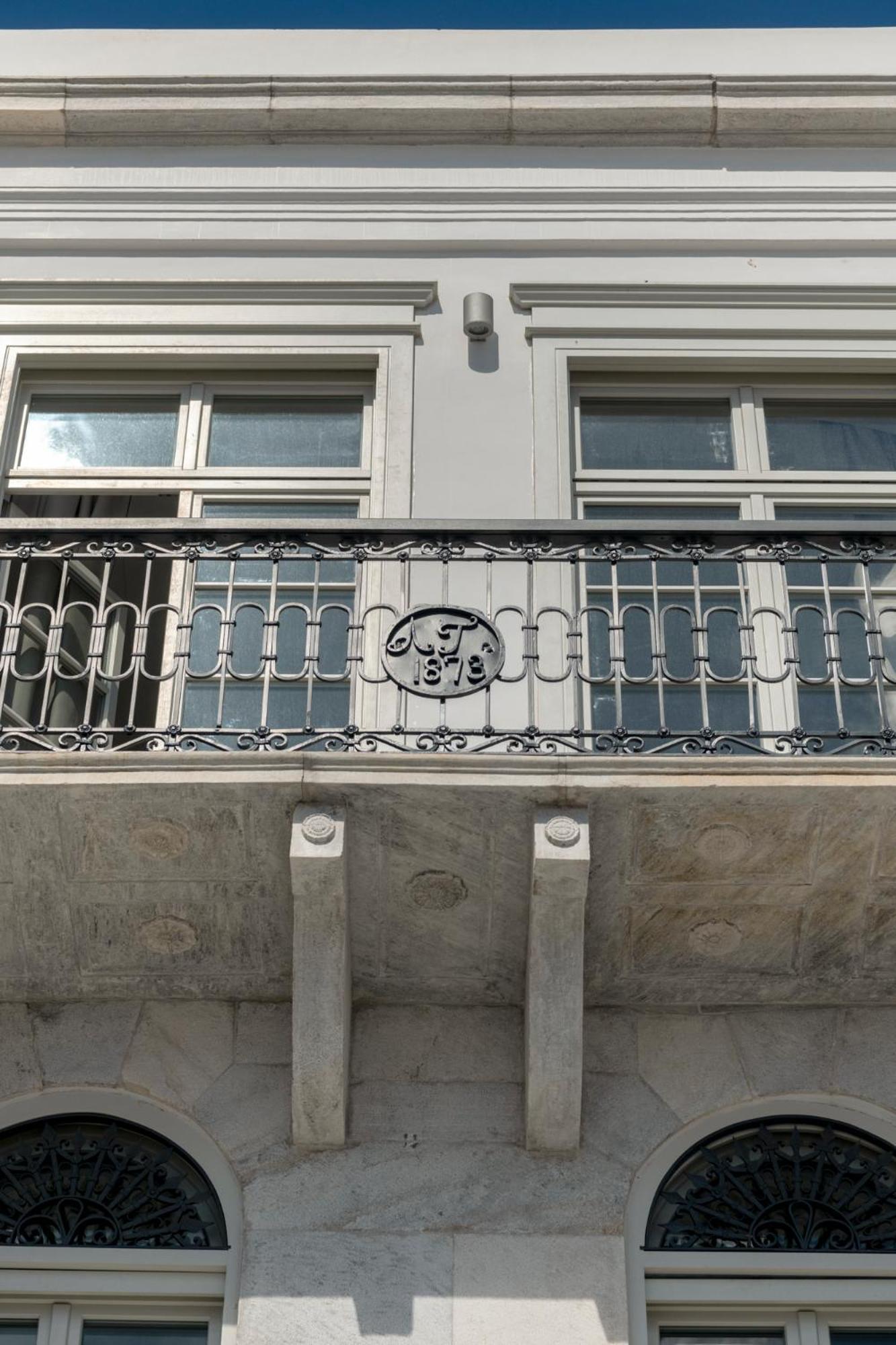 Hotel Skylight Ermoupoli Exterior foto
